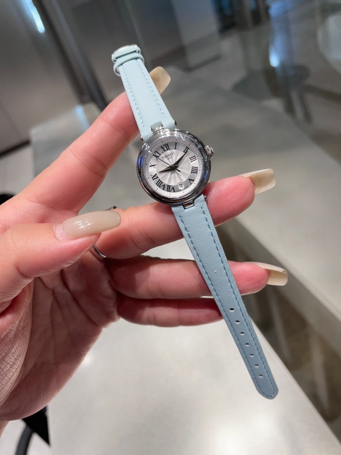 Watches Tissot 322458 size:26 mm