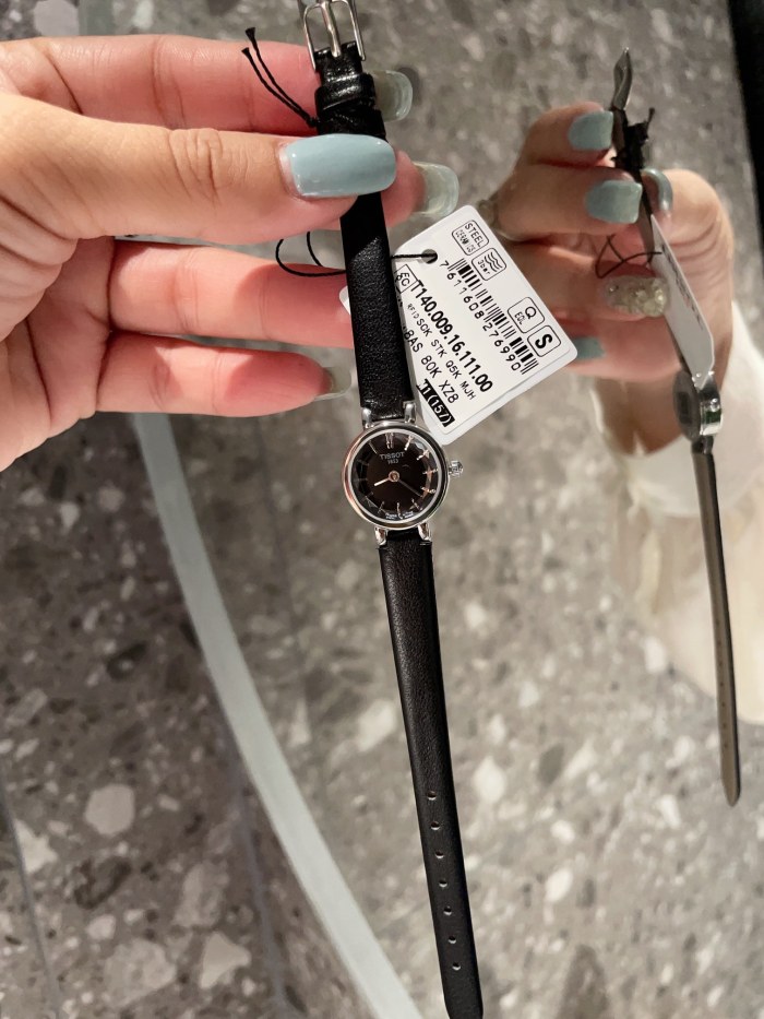 Watches Tissot 322470 size:19.5 mm