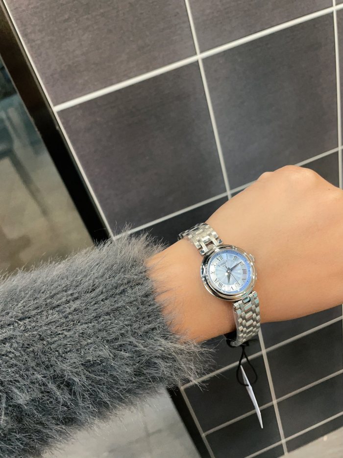 Watches Tissot 322500 size:26 mm