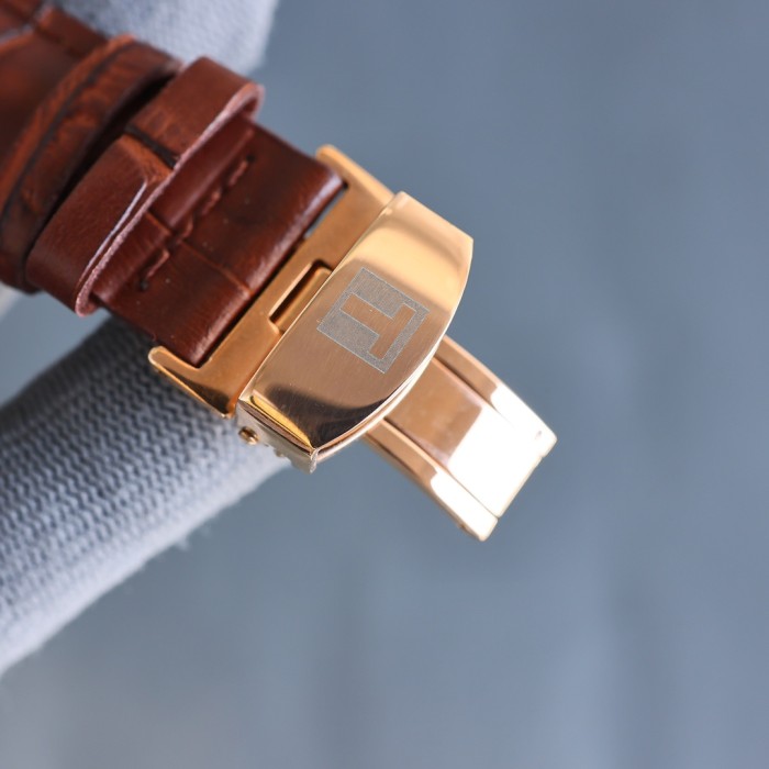 Watches Tissot 322432 size:41*12 mm