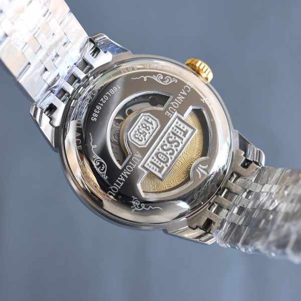 Watches Tissot 322429 size:41*12 mm