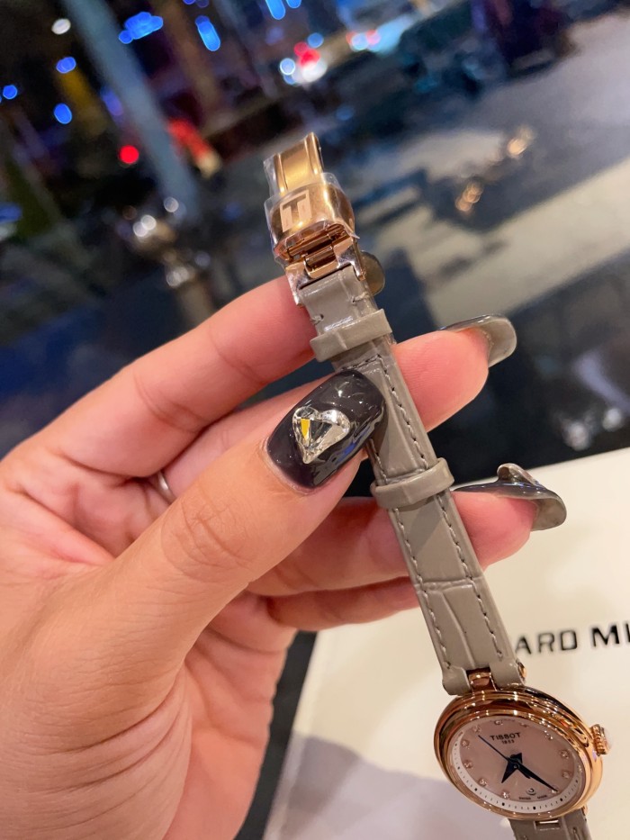 Watches Tissot 322463 size:26 mm