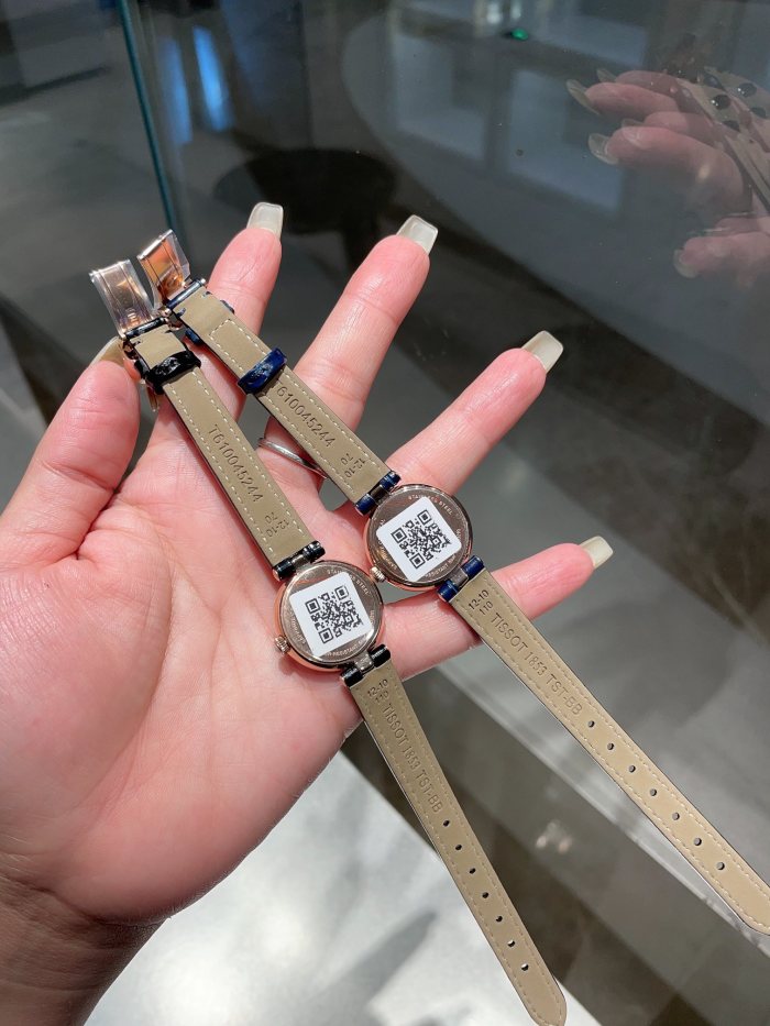 Watches Tissot 322460 size:26 mm