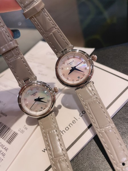 Watches Tissot 322437 size:26 mm