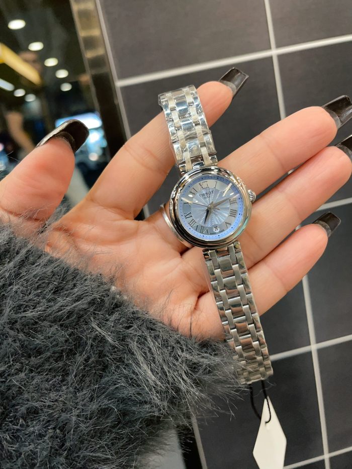 Watches Tissot 322500 size:26 mm