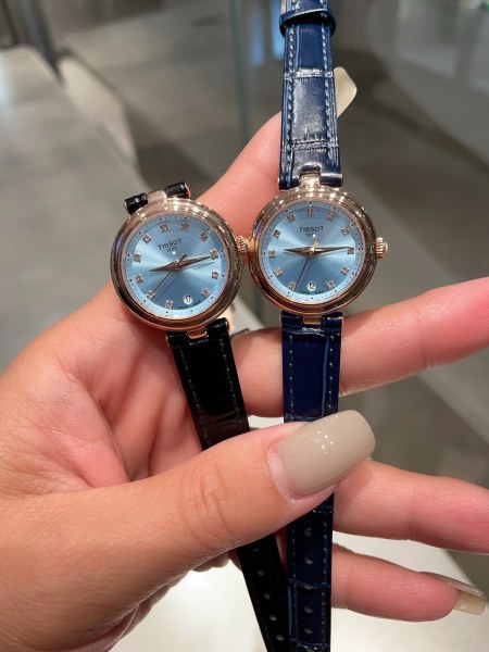 Watches Tissot 322460 size:26 mm