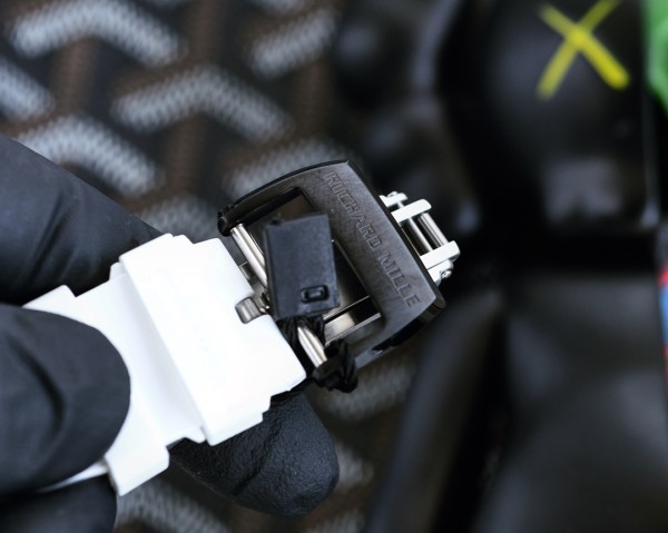  Watches Richard Mille 322507 size:52*43*14 mm