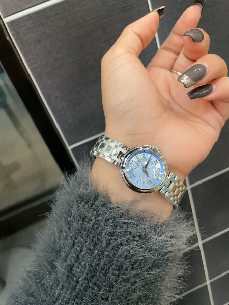 Watches Tissot 322500 size:26 mm