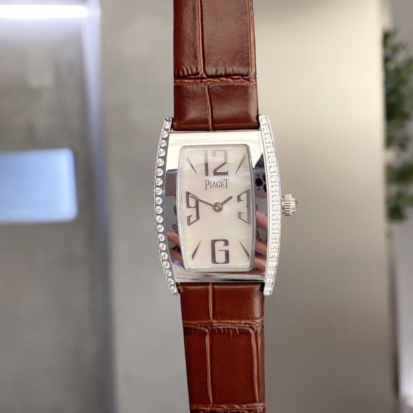 Watches PIAGET 322722 size:27*38 mm