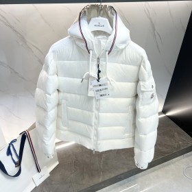 Clothes Moncler 187