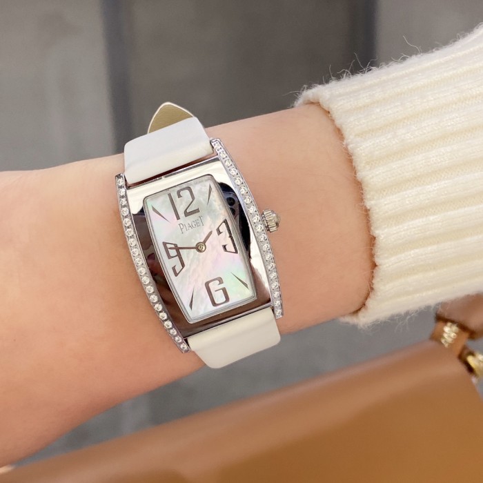 Watches PIAGET 322724 size:27*38 mm