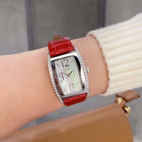 Watches PIAGET 322724 size:27*38 mm