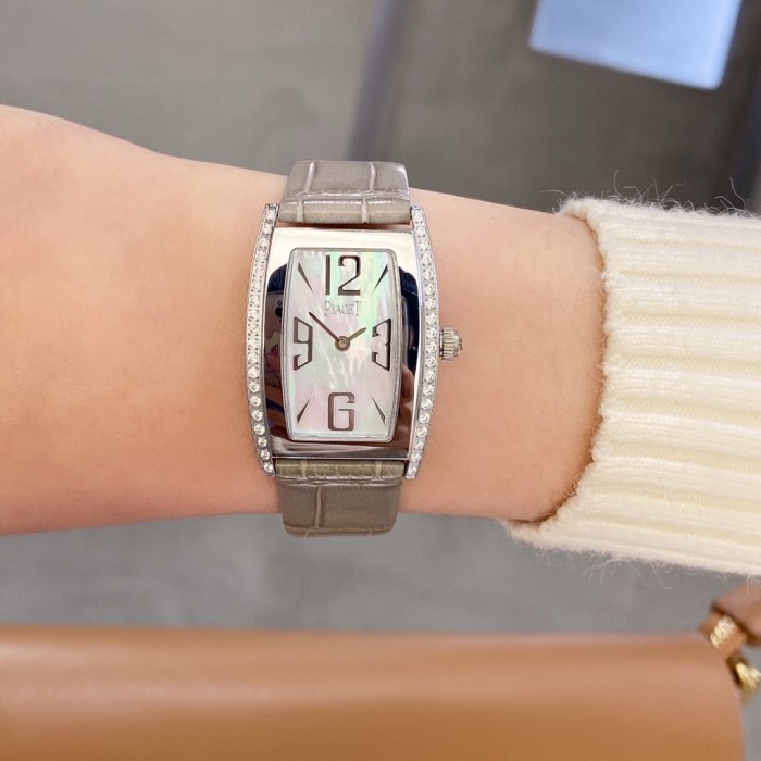 Watches PIAGET 322724 size:27*38 mm