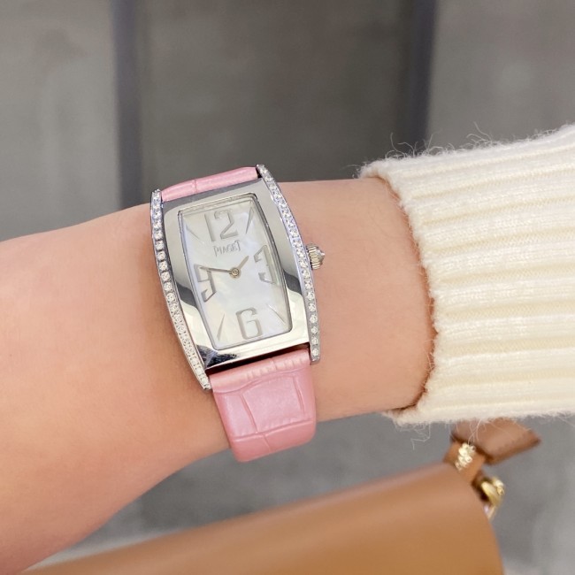 Watches PIAGET 322724 size:27*38 mm