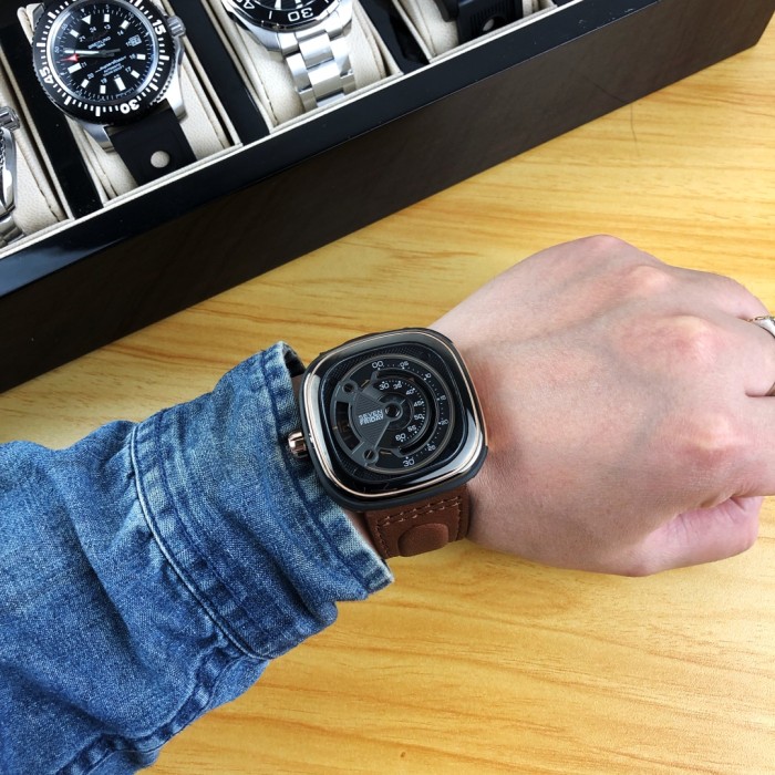  Watches Seven Friday 322763 size:47*13 mm