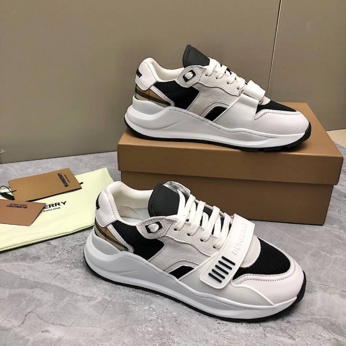 Burberry Regis Black White Archive Beige