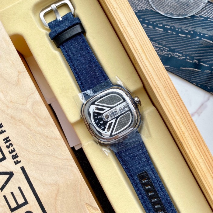  Watches Seven Friday 322859 size:47 mm