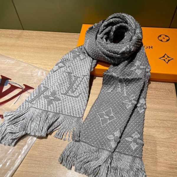 Hat & Scarf Louis Vuitton 4