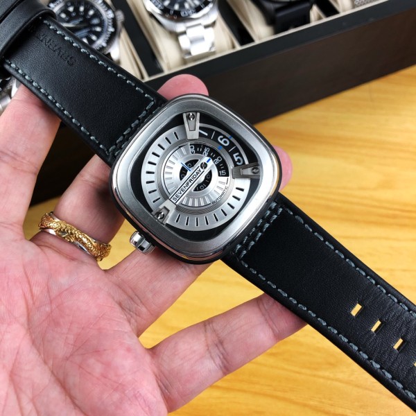  Watches Seven Friday 322818 size:47*13 mm