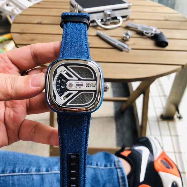  Watches Seven Friday 322805 size:47*13 mm
