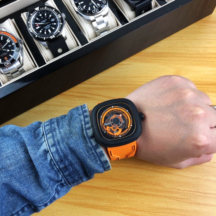  Watches Seven Friday 322777 size:47*13 mm