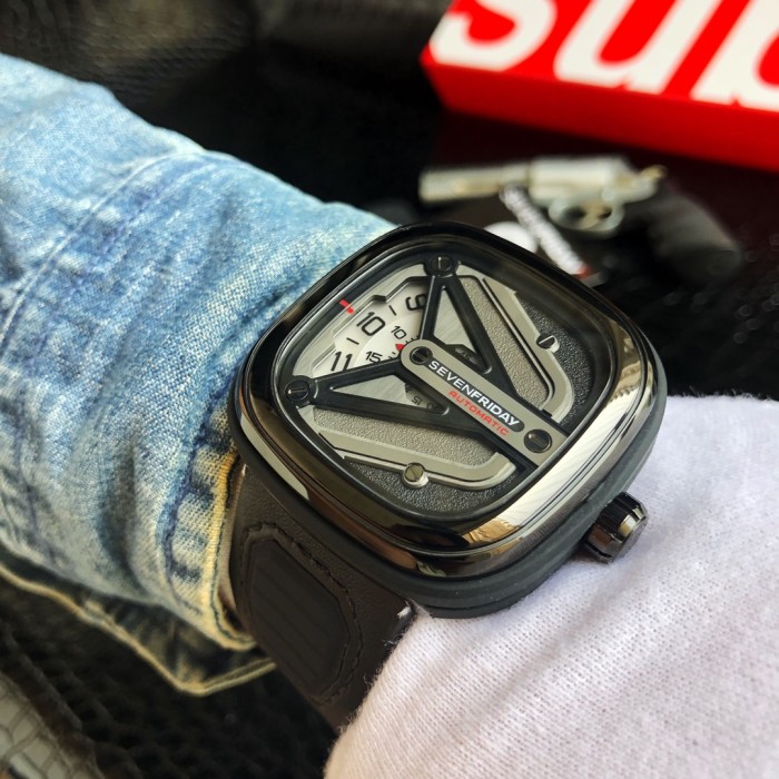  Watches Seven Friday 322792 size:47*13 mm