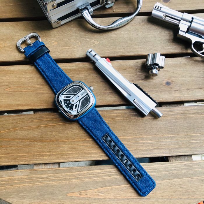  Watches Seven Friday 322805 size:47*13 mm