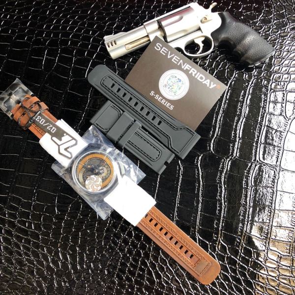  Watches Seven Friday 322791 size:47*13 mm