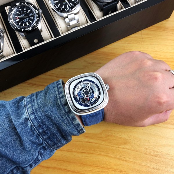  Watches Seven Friday 322761 size:47*13 mm