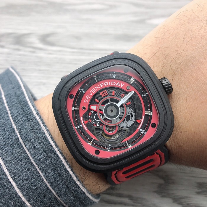 Watches Seven Friday 322836 size:47 mm