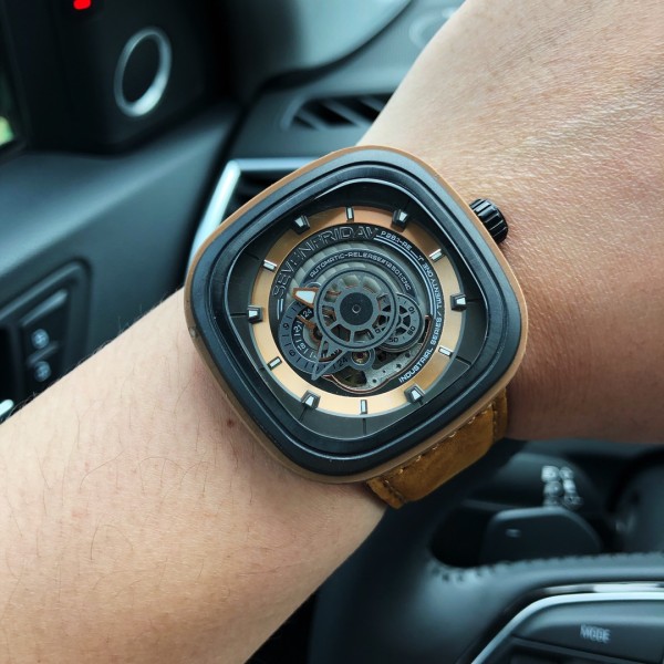  Watches Seven Friday 322811 size:47*13 mm