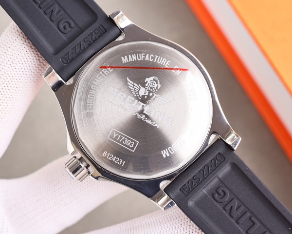 Watches BREITLING 323230 size:44 mm