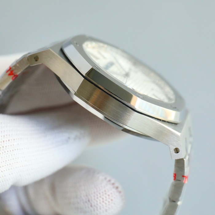 Watches AudemarsPiguet 323157 size:41 mm