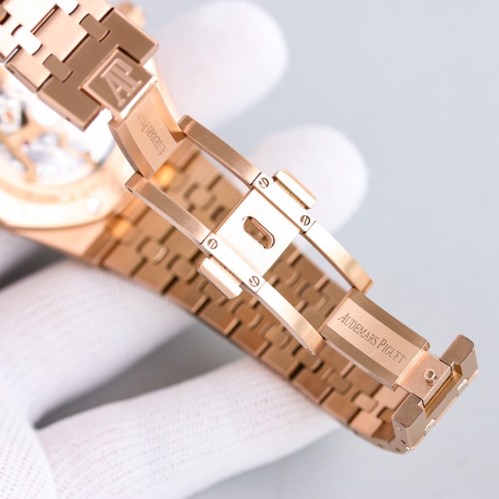 Watches  AudemarsPiguet 323142 size:41*10.4 mm