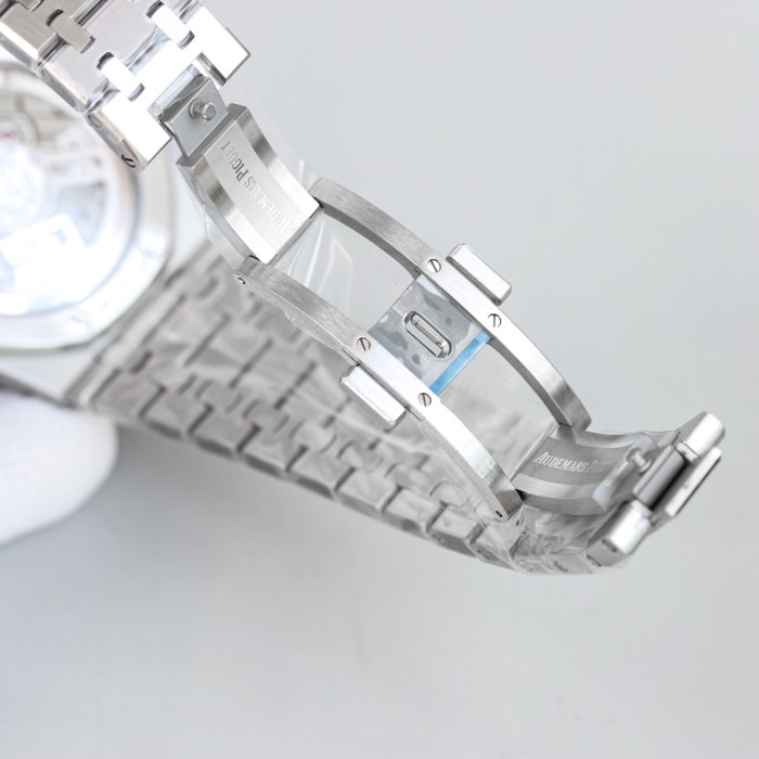 Watches  AudemarsPiguet  323145 size:41*10.4 mm