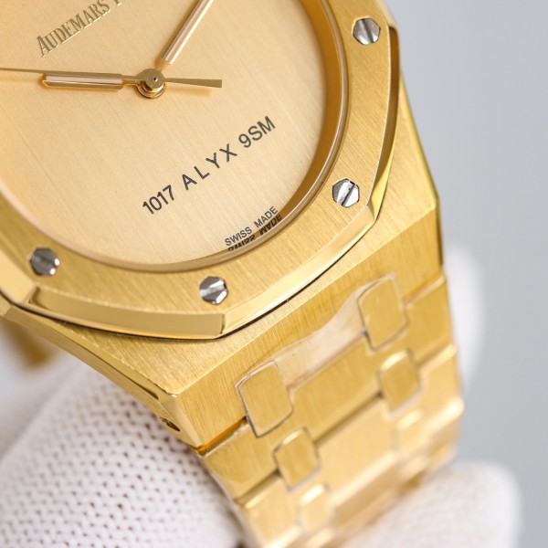 Watches  AudemarsPiguet 15550ST 323153 size:37 mm