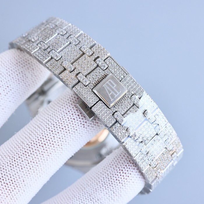 Watches  AudemarsPiguet 323096 size:42*12 mm