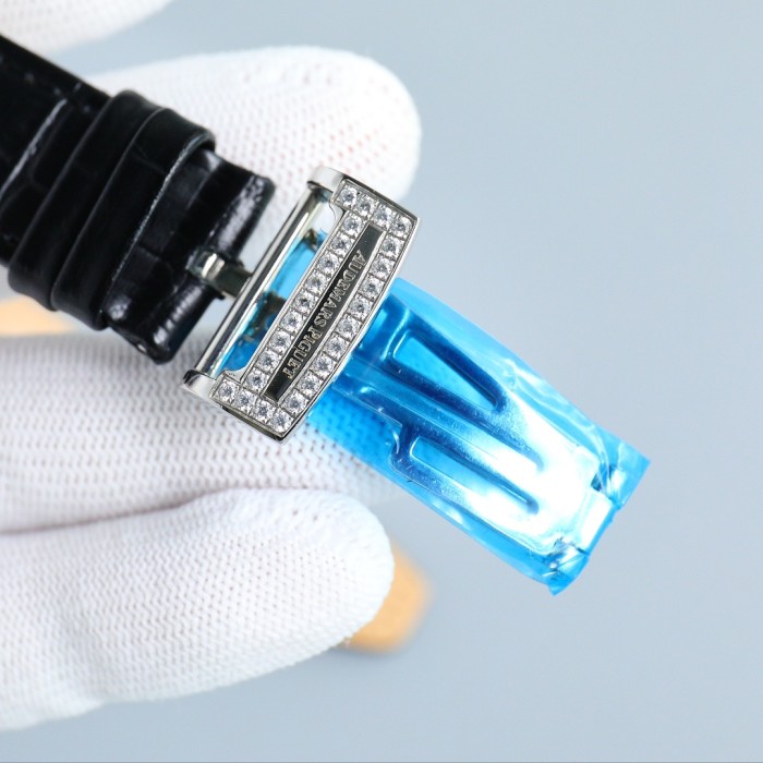 Watches  AudemarsPiguet 323121 size:42*12 mm