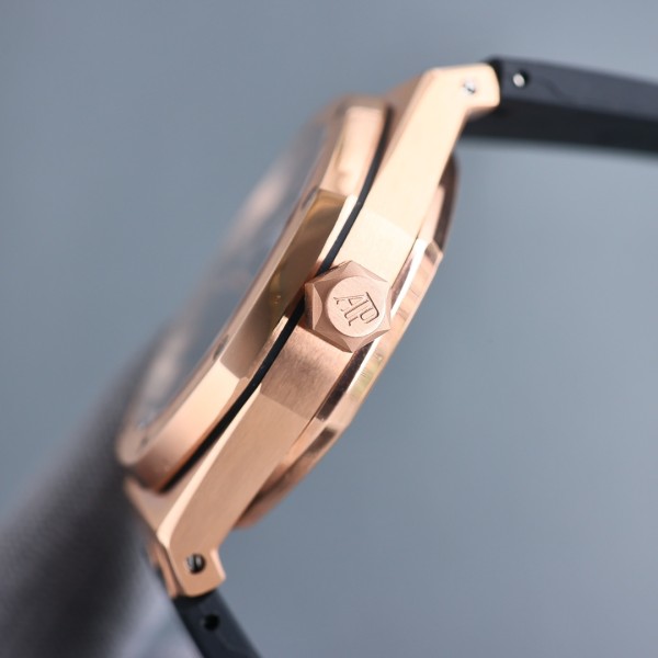 Watches  AudemarsPiguet 323083 size:41*12 mm