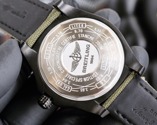 Watches BREITLING 323201 size:43*13 mm