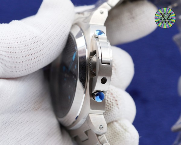 Watches  PANERAI 322869 size:44*12 mm