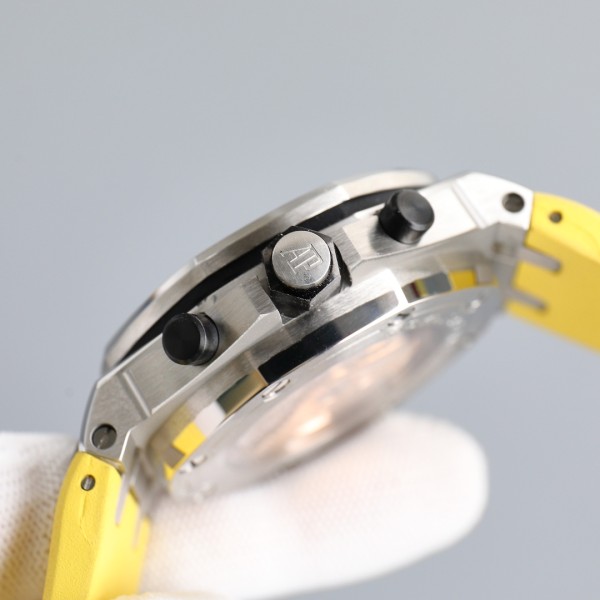 Watches  AudemarsPiguet 323066 size:42 mm