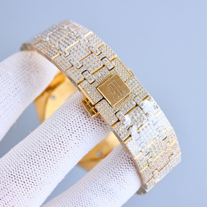 Watches  AudemarsPiguet 323097 size:42*12 mm