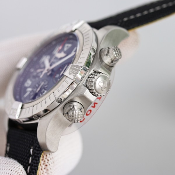 Watches BREITLING 323227 size:45 mm