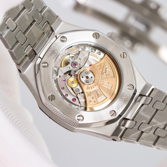 Watches  AudemarsPiguet 15550ST 323151 size:37 mm