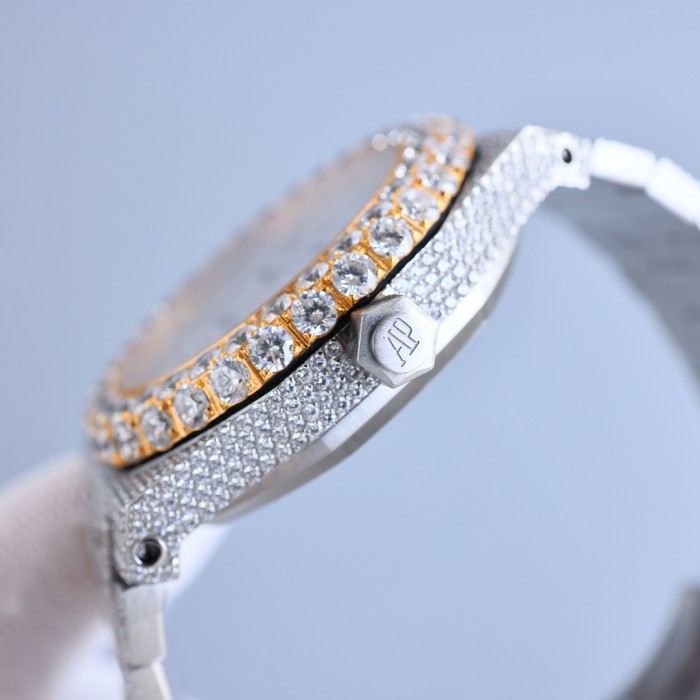 Watches  AudemarsPiguet 323100 size:42*12 mm