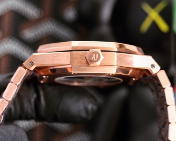 Watches  AudemarsPiguet 323092 size:45*12 mm