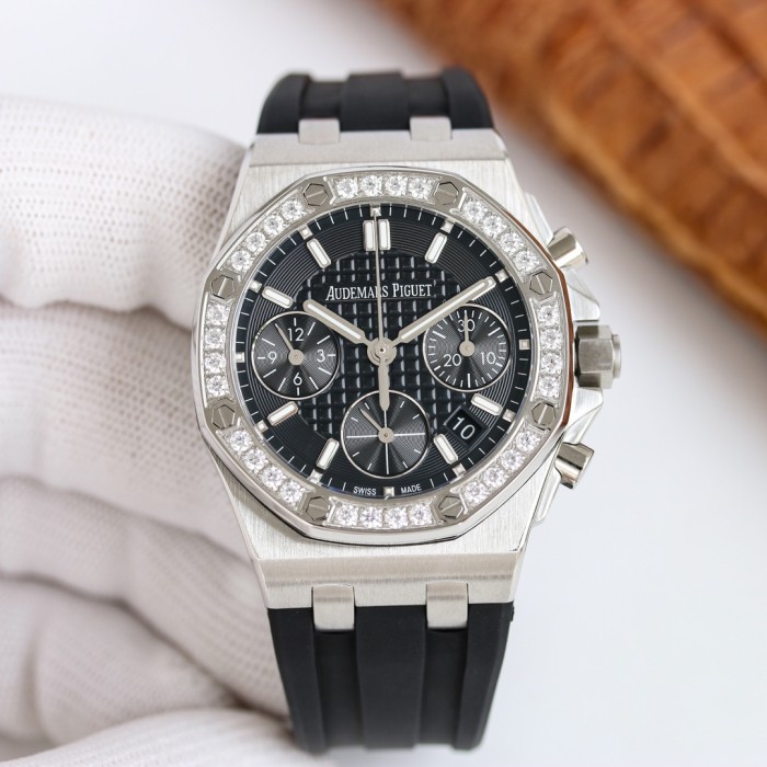 Watches  AudemarsPiguet 323104 size:37 mm