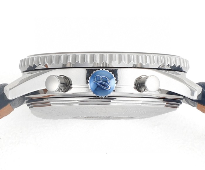 Watches BREITLING 323241 size:43*13 mm