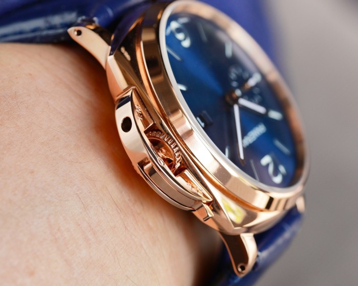 Watches  PANERAI 322861 size:42 mm